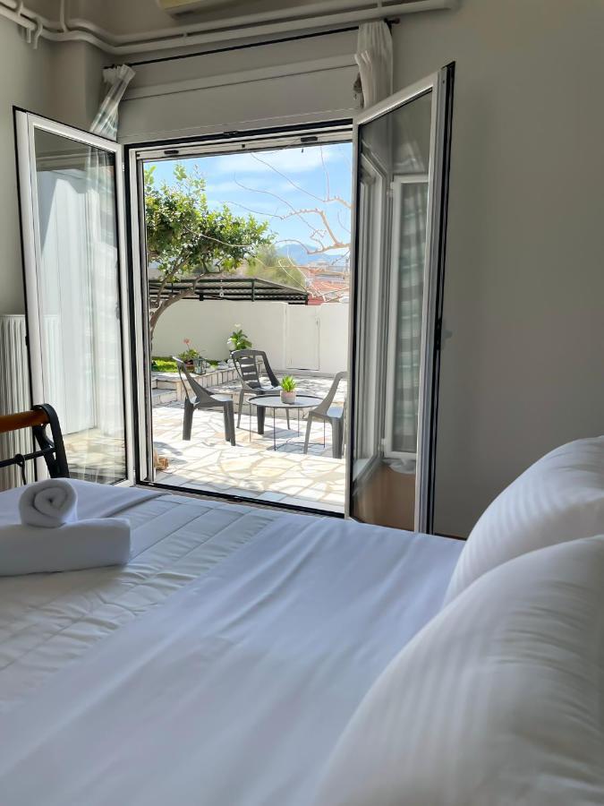 Sunny Beach House Corinth Exterior photo
