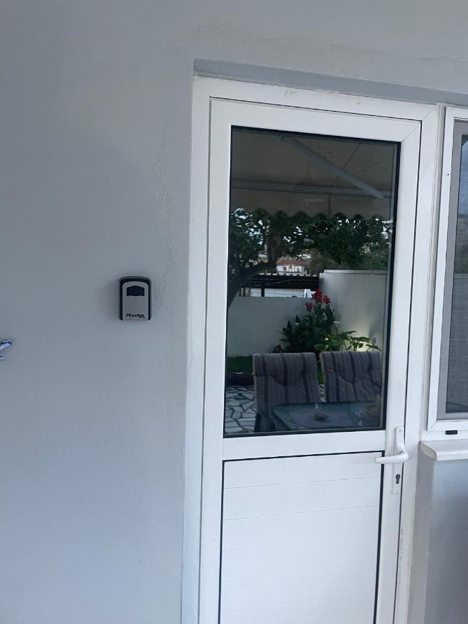 Sunny Beach House Corinth Exterior photo